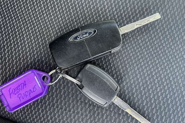 2011 Ford Fiesta CL WT