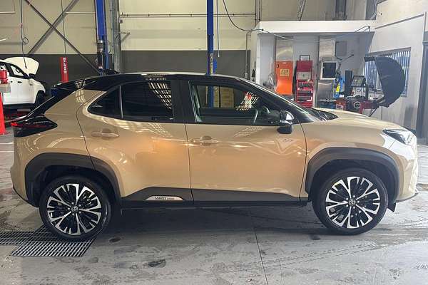 2024 Toyota Yaris Cross Urban MXPJ10R