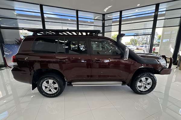 2017 Toyota Landcruiser GXL VDJ200R