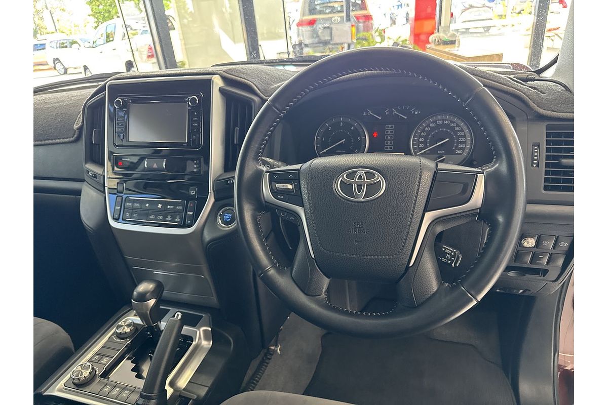 2017 Toyota Landcruiser GXL VDJ200R