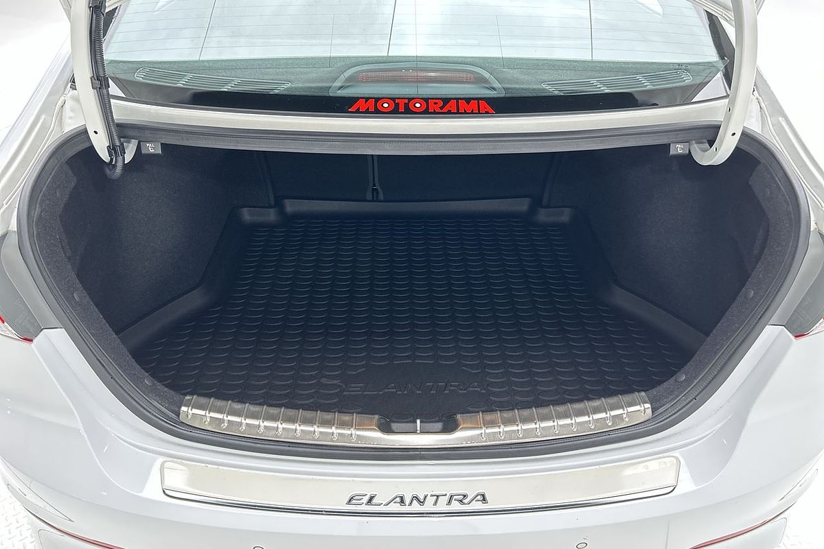 2017 Hyundai Elantra Elite AD