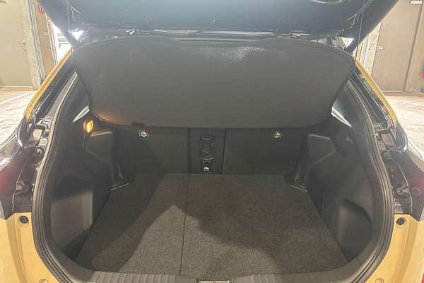 2024 Toyota Yaris Cross Urban MXPJ10R