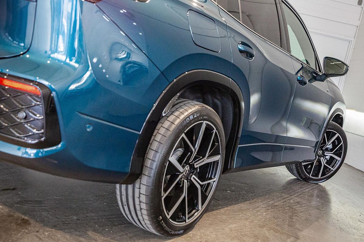 2025 Volkswagen Tayron 195TSI R-Line R4