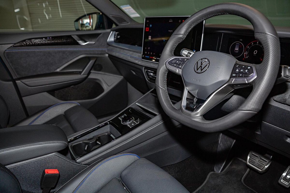 2025 Volkswagen Tayron 195TSI R-Line R4