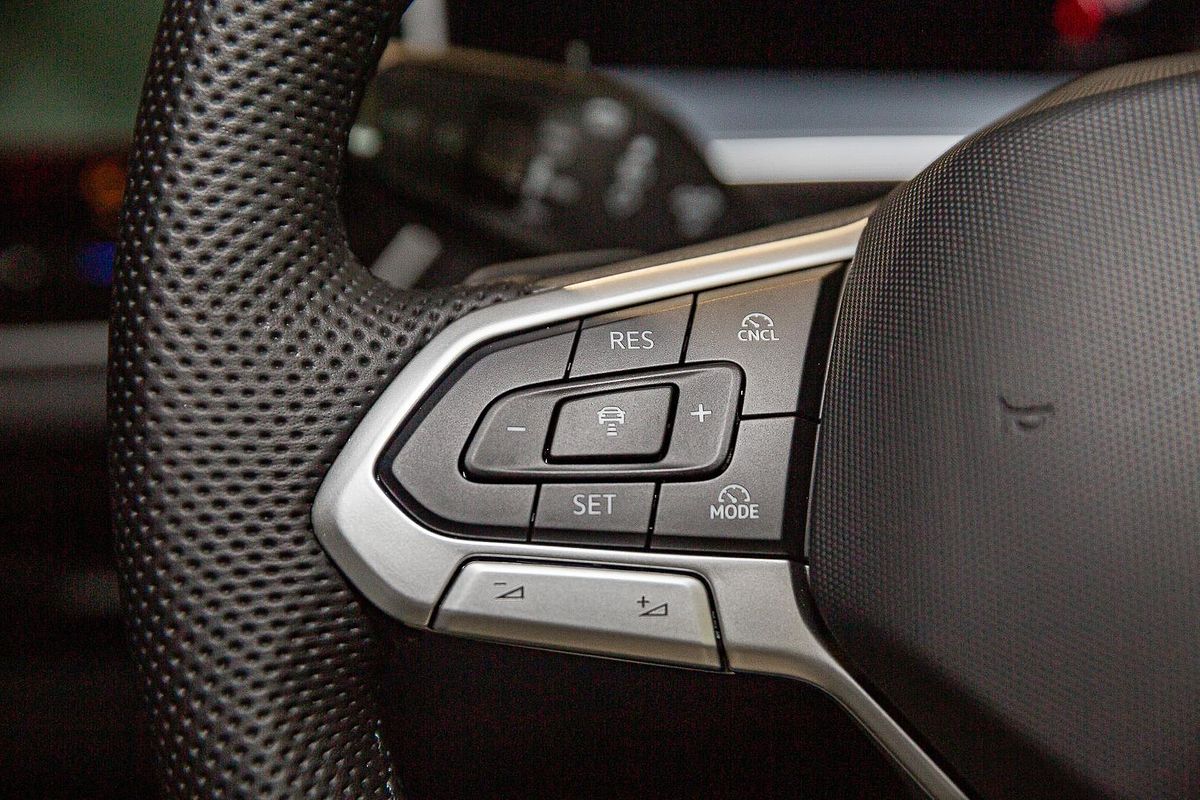 2025 Volkswagen Tayron 195TSI R-Line R4