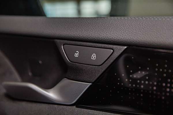 2025 Volkswagen Tayron 195TSI R-Line R4