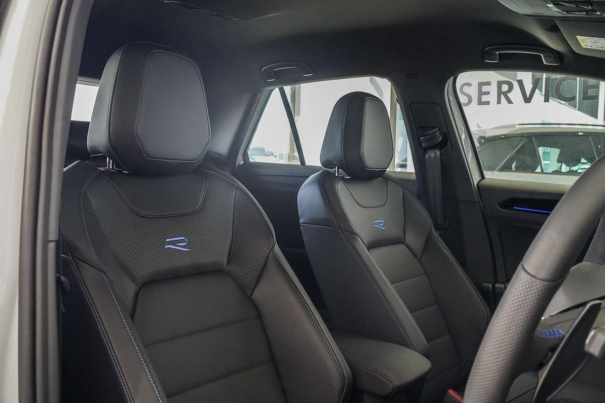 2025 Volkswagen T-Roc R D11