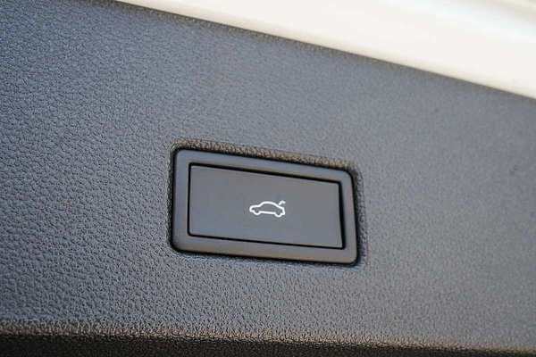 2025 Volkswagen T-Roc R D11