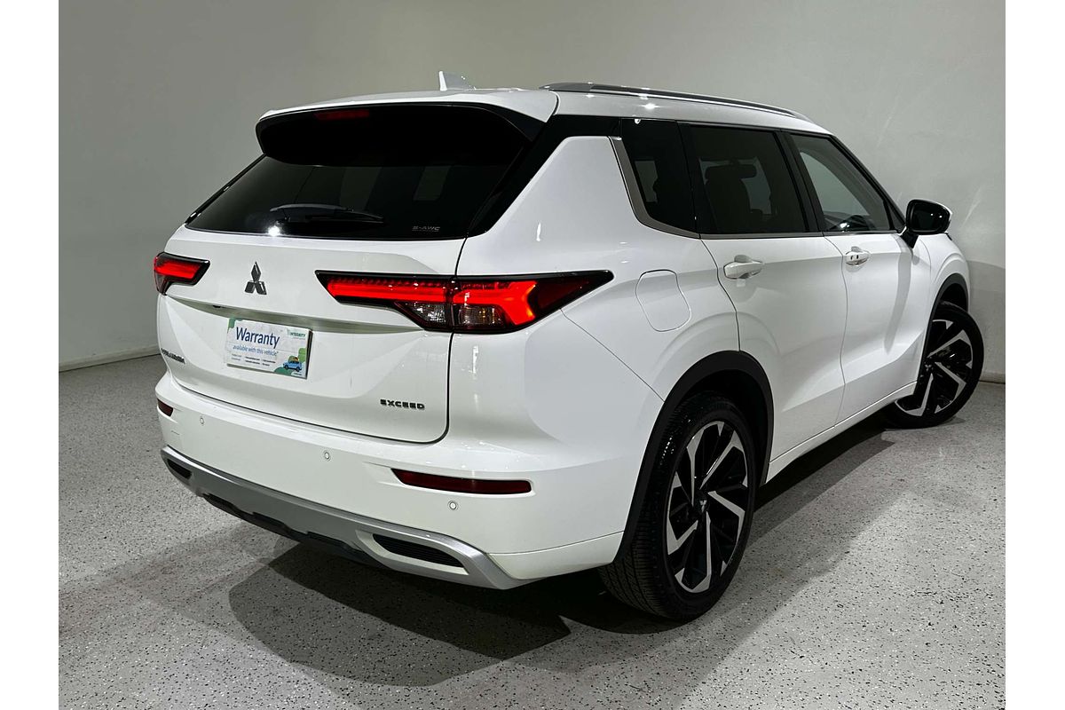 2022 Mitsubishi Outlander Exceed ZM