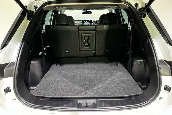 2022 Mitsubishi Outlander Exceed ZM