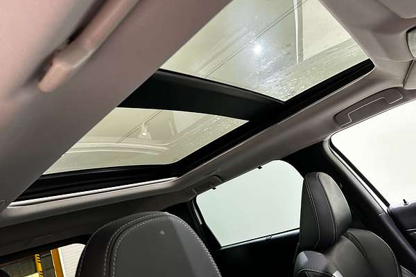 2022 Mitsubishi Outlander Exceed ZM