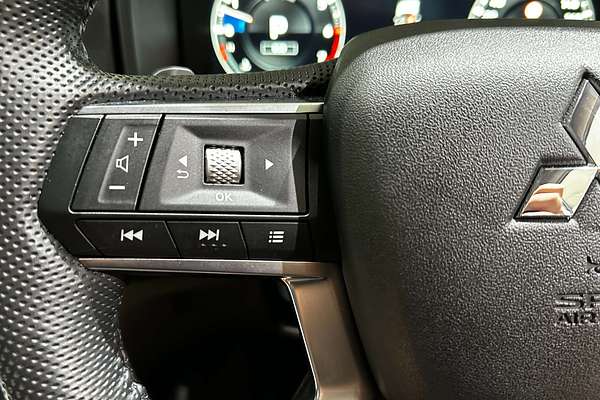 2022 Mitsubishi Outlander Exceed ZM