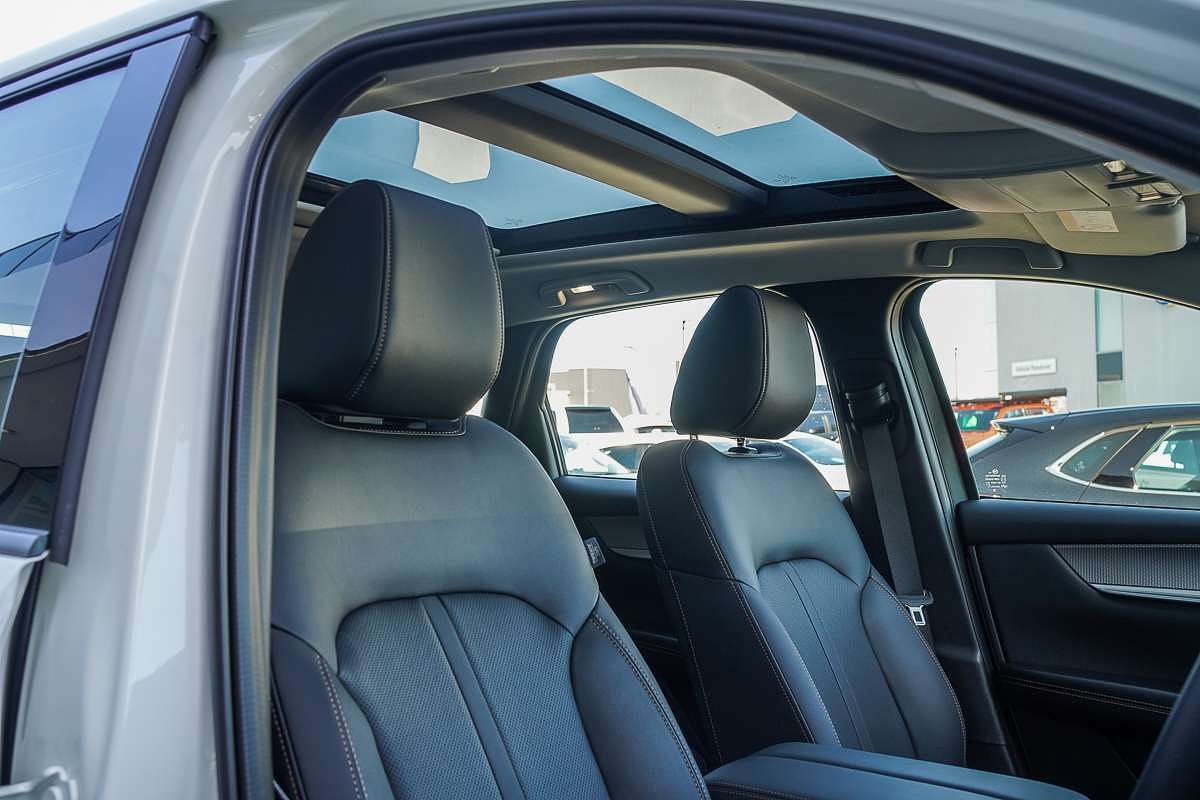 2025 Mazda CX-60 D50e GT KH Series