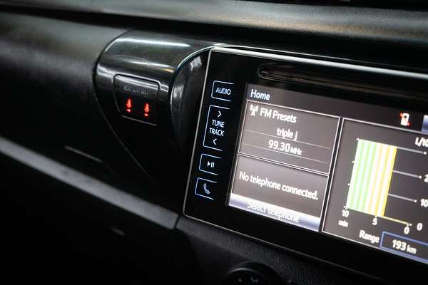 2015 Toyota Hilux SR GUN126R 4X4