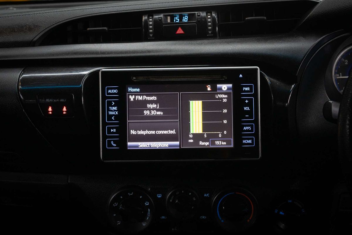 2015 Toyota Hilux SR GUN126R 4X4