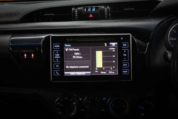 2015 Toyota Hilux SR GUN126R 4X4