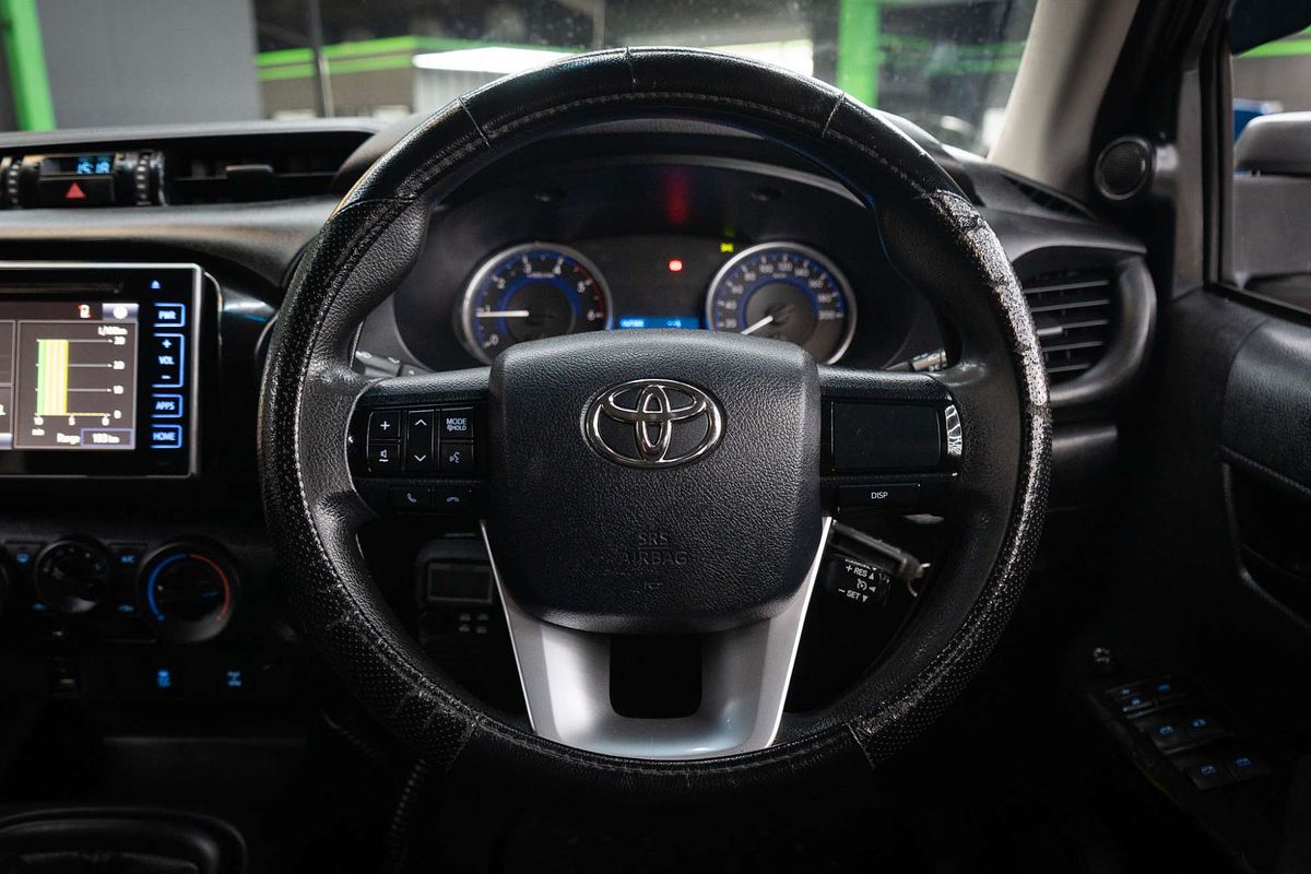 2015 Toyota Hilux SR GUN126R 4X4
