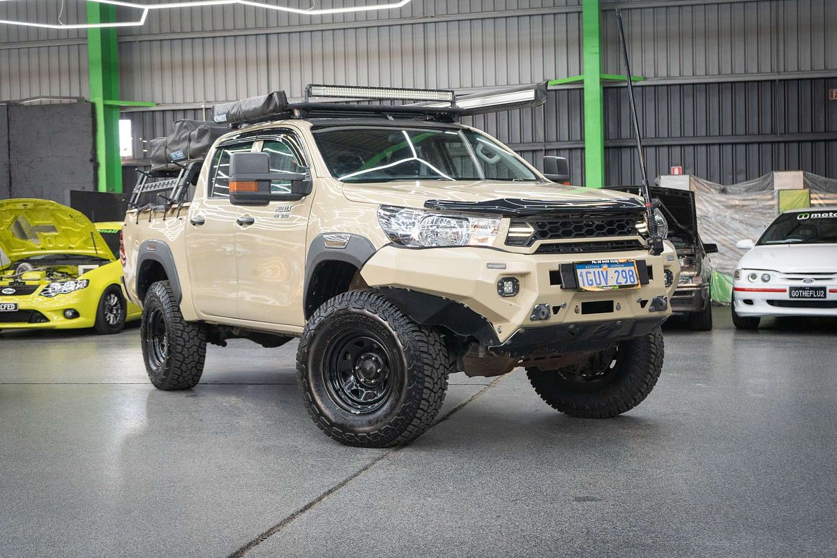 2015 Toyota Hilux SR GUN126R 4X4