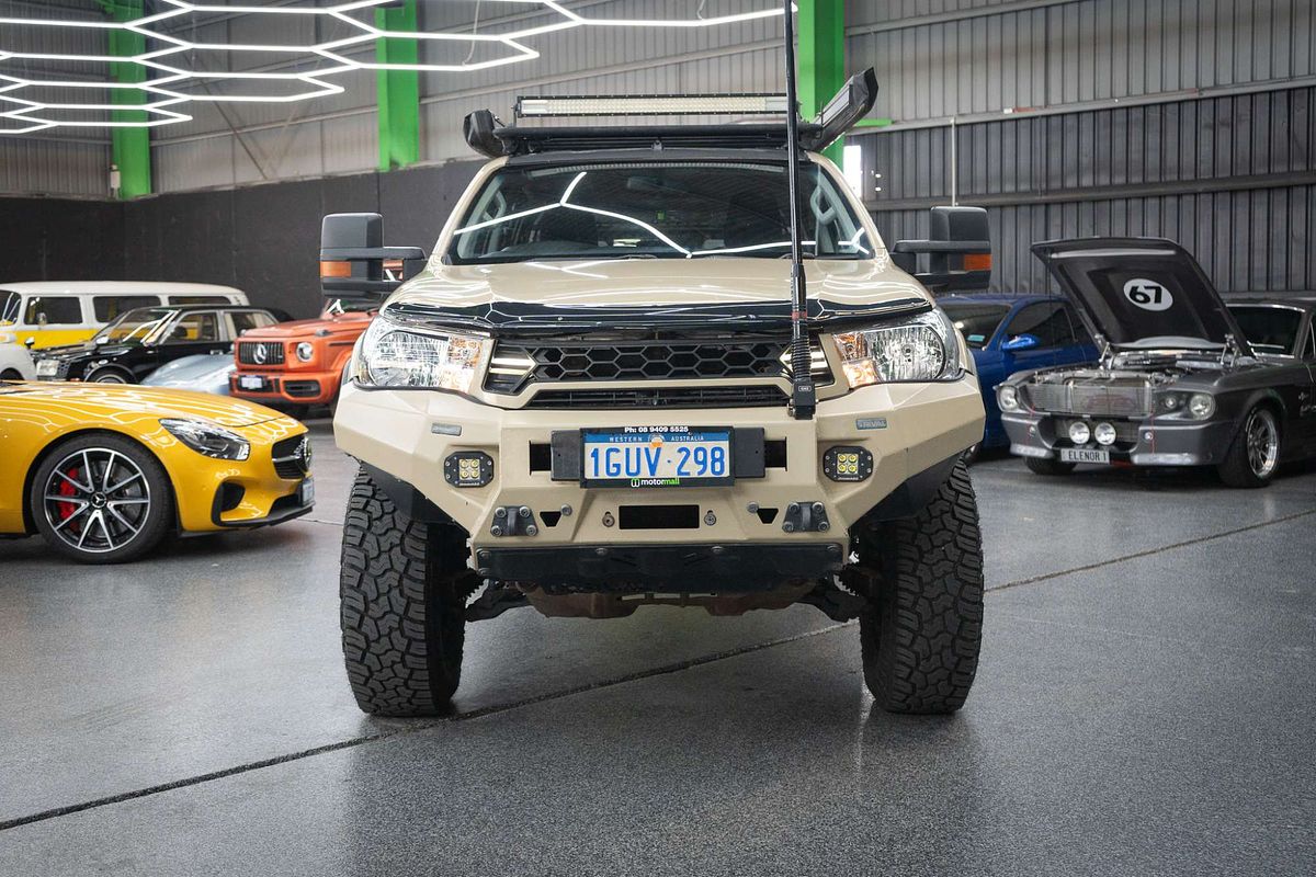 2015 Toyota Hilux SR GUN126R 4X4