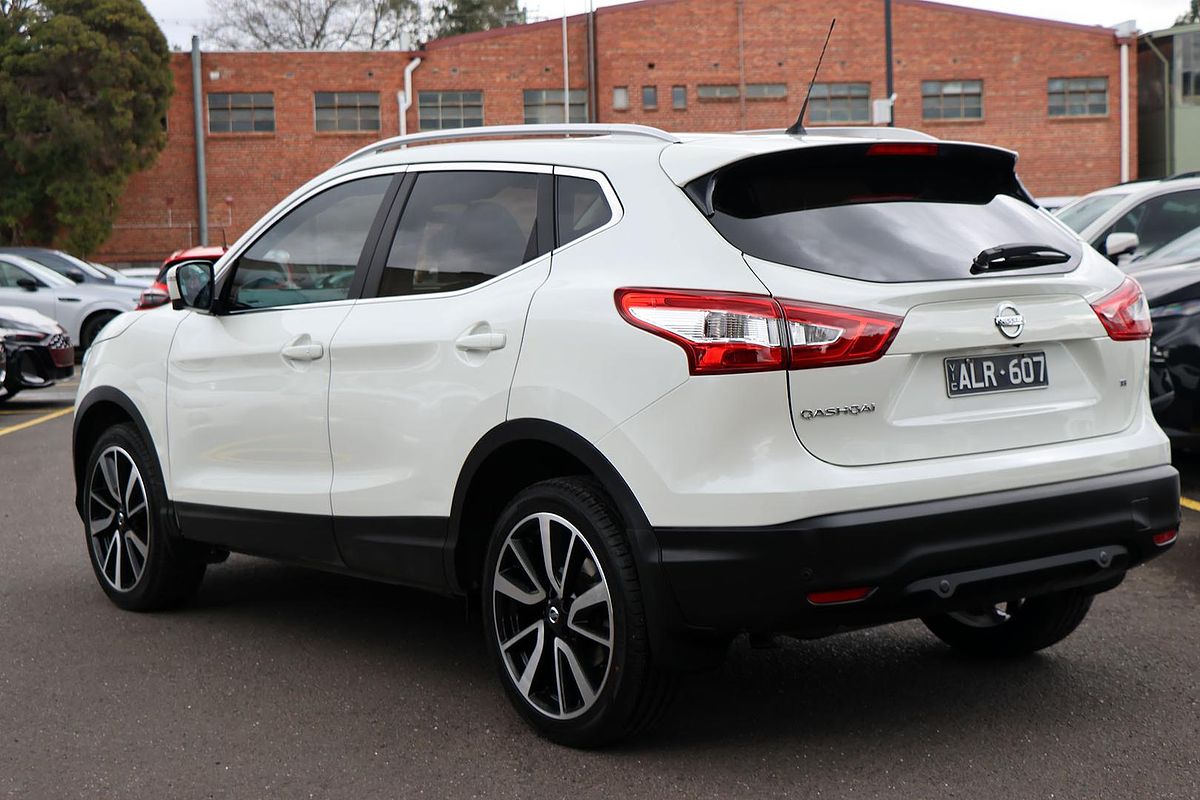 2016 Nissan QASHQAI Ti J11