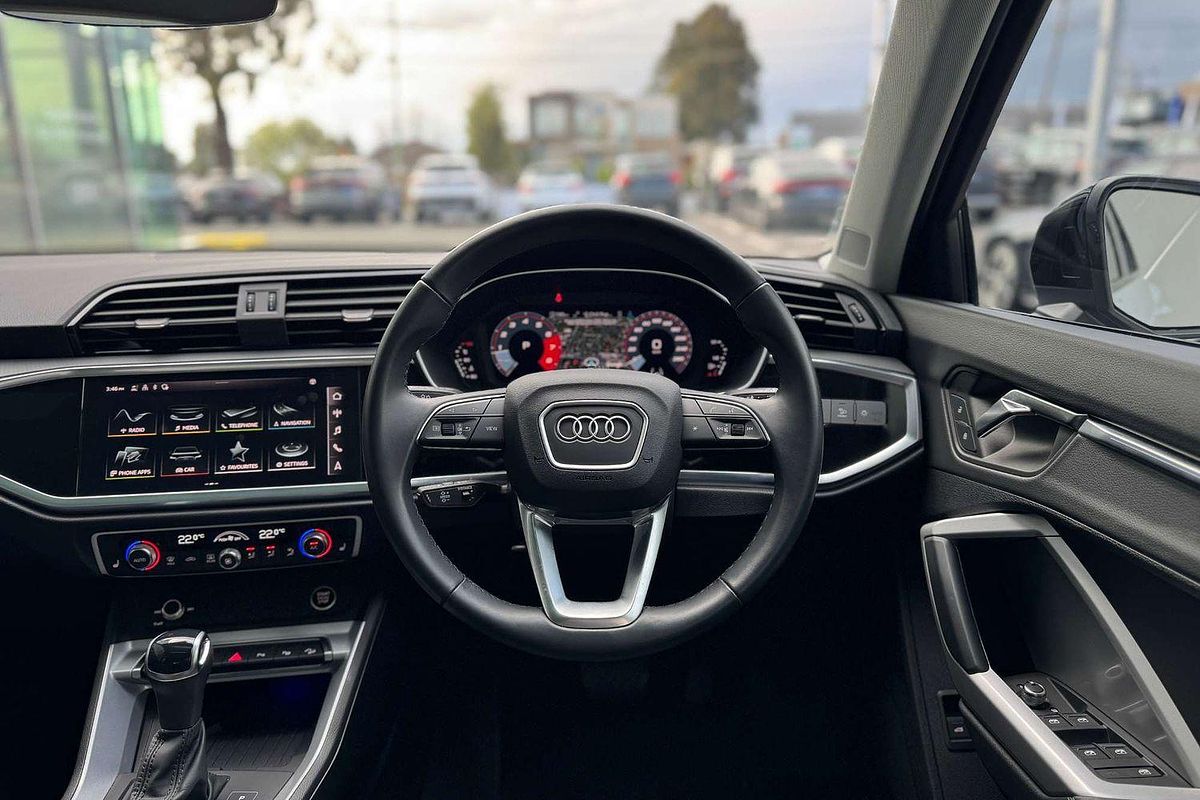 2024 Audi Q3 35 TFSI F3