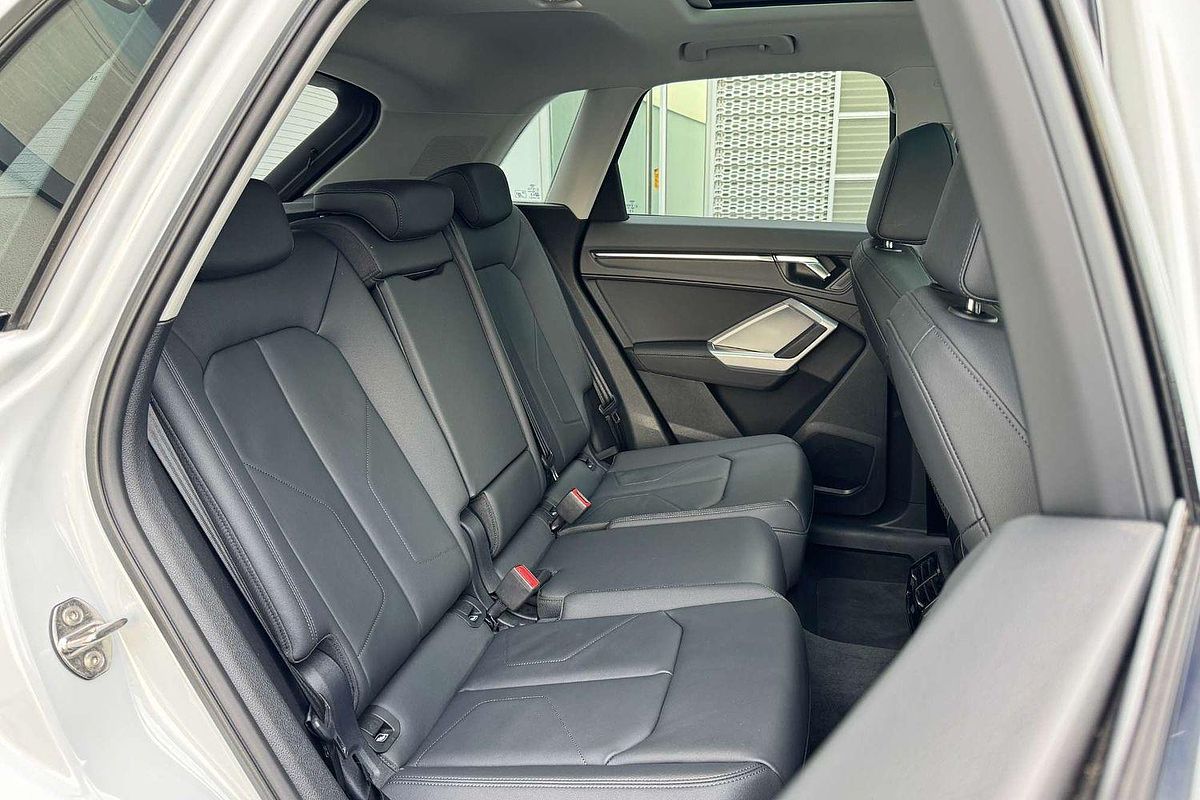 2024 Audi Q3 35 TFSI F3