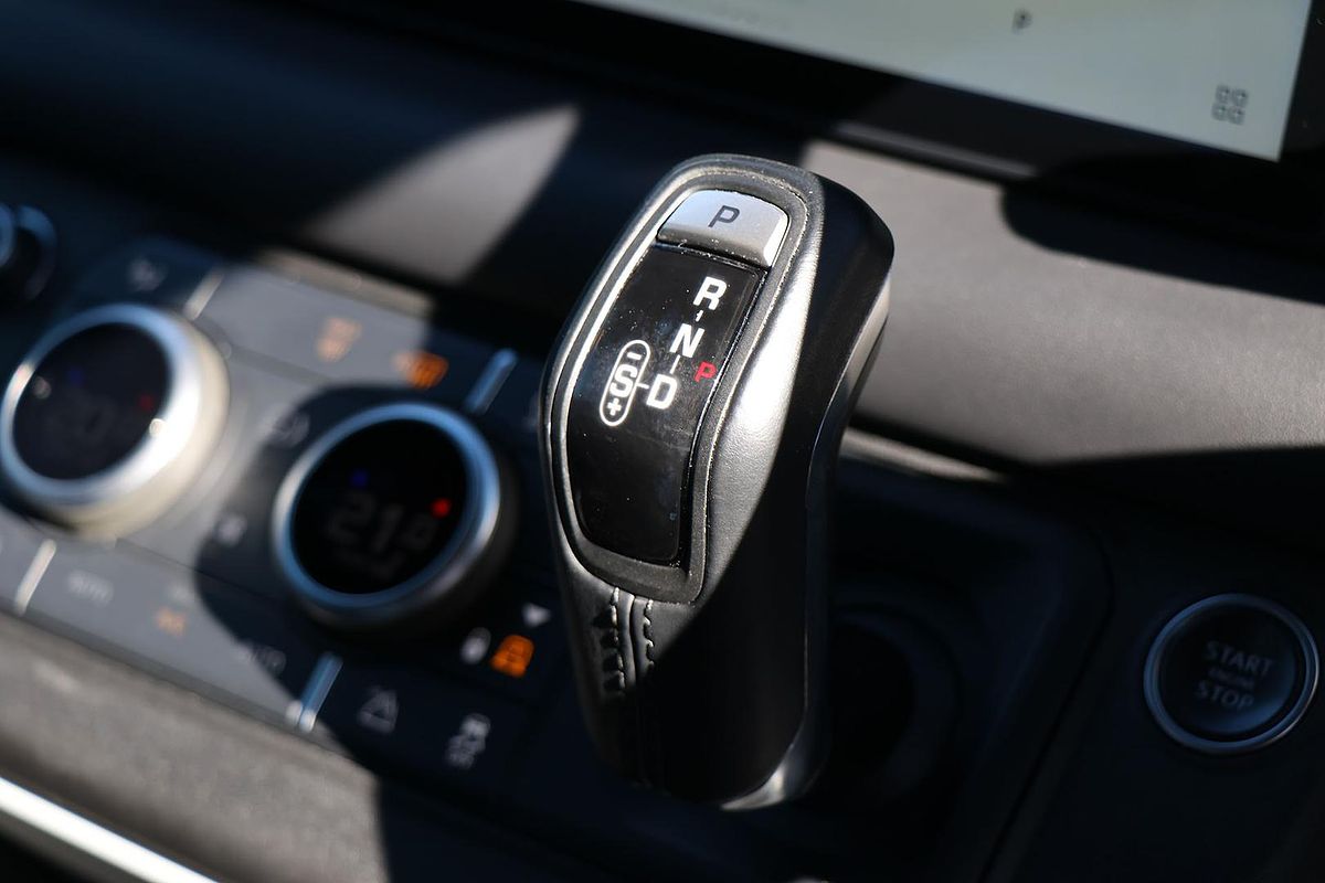 2021 Land Rover Defender 110 D250 L663