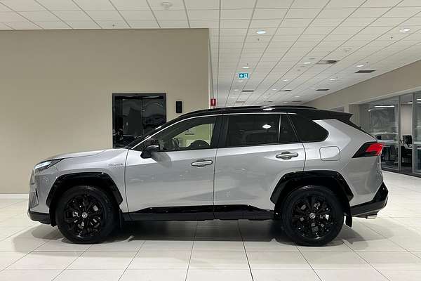 2024 Toyota RAV4 XSE AXAH52R