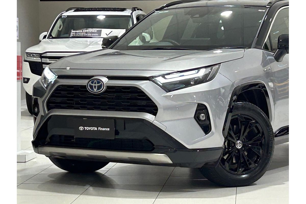 2024 Toyota RAV4 XSE AXAH52R