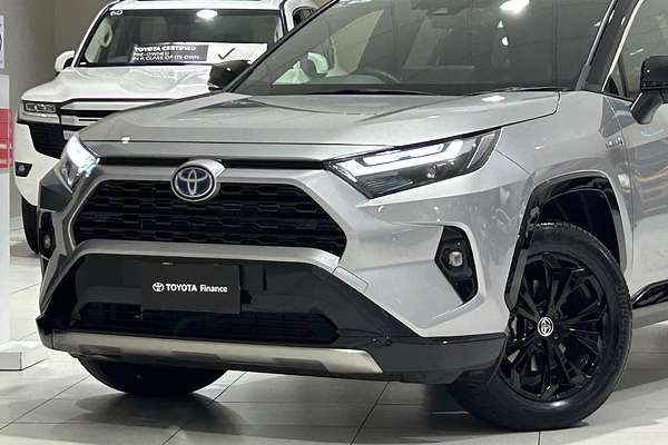 2024 Toyota RAV4 XSE AXAH52R