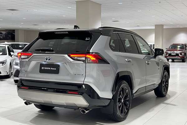 2024 Toyota RAV4 XSE AXAH52R