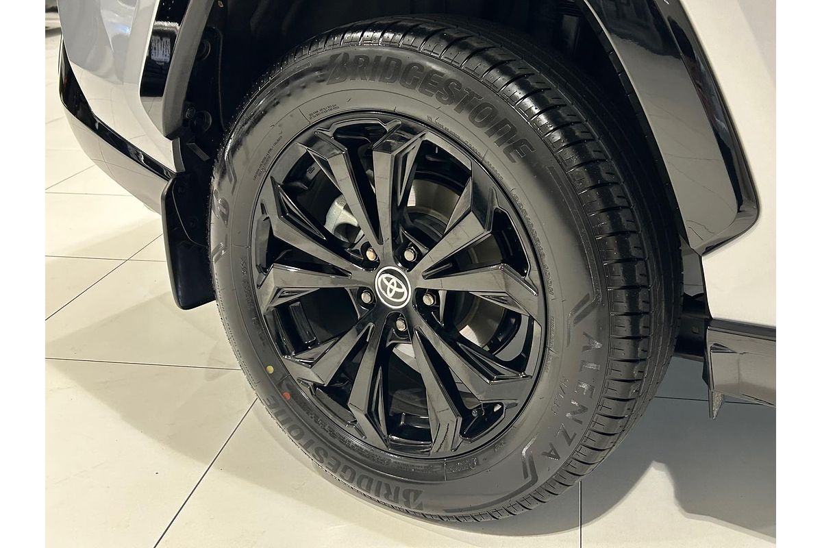 2024 Toyota RAV4 XSE AXAH52R