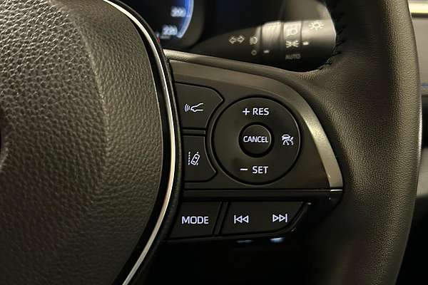 2024 Toyota RAV4 XSE AXAH52R