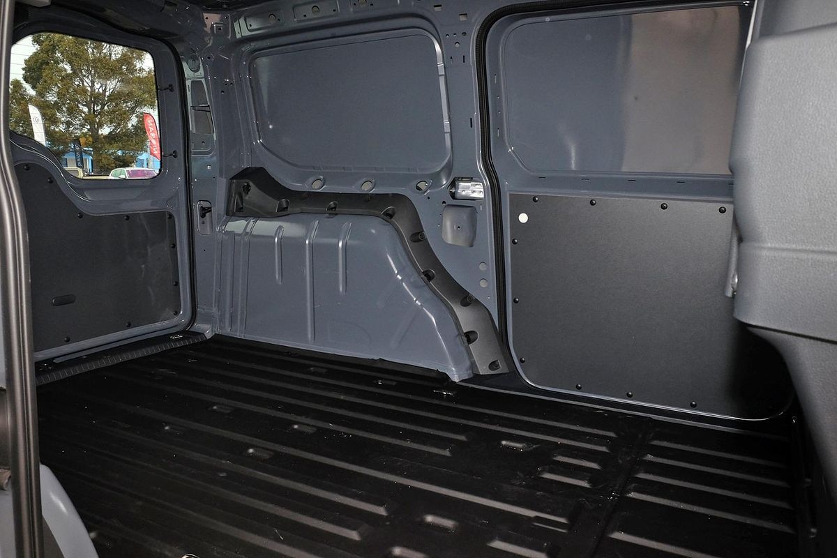 2025 Volkswagen Caddy TDI320 5 LWB