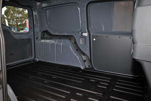 2025 Volkswagen Caddy TDI320 5 LWB