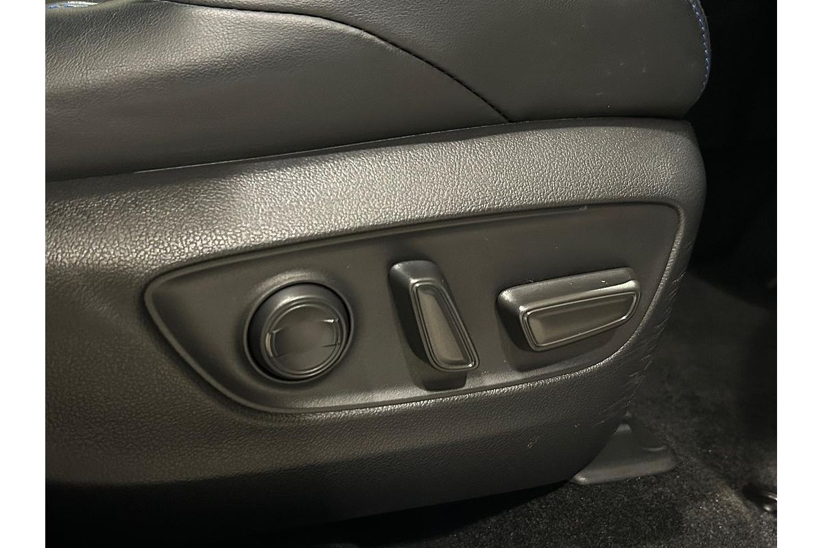 2024 Toyota RAV4 XSE AXAH52R