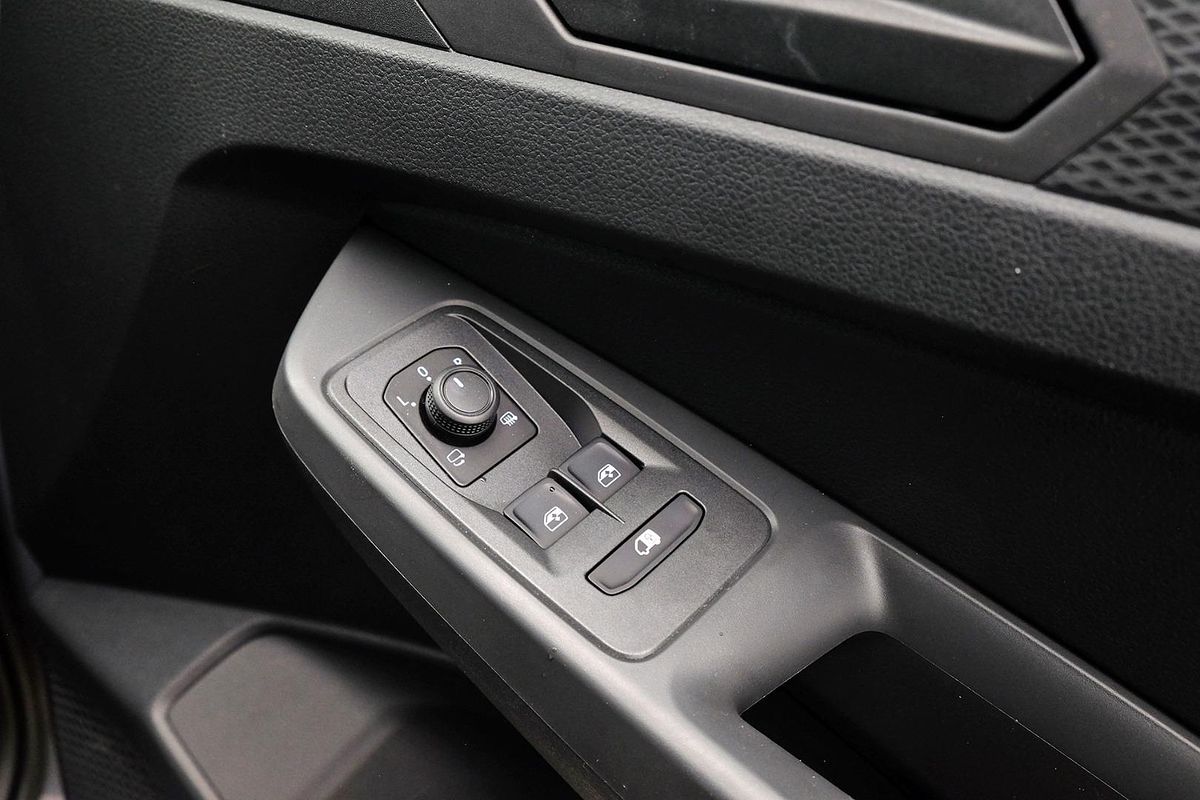 2025 Volkswagen Caddy TDI320 5 LWB