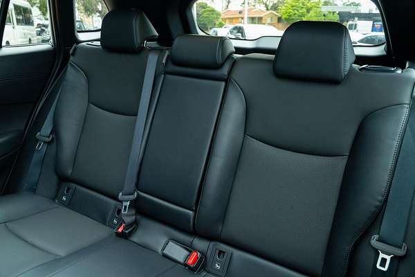 2024 Toyota Corolla Cross Atmos MXGH10R