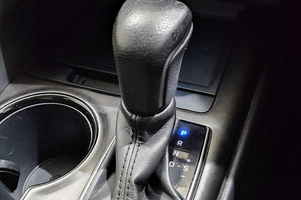2021 Toyota Camry Ascent Sport AXVH70R