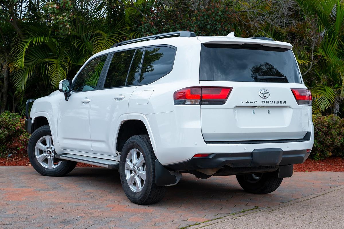 2023 Toyota Landcruiser GXL FJA300R