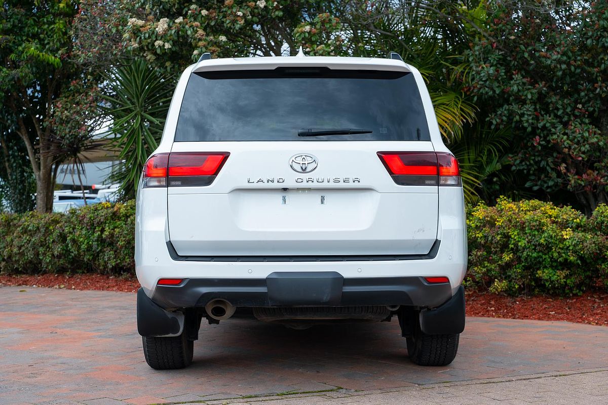 2023 Toyota Landcruiser GXL FJA300R