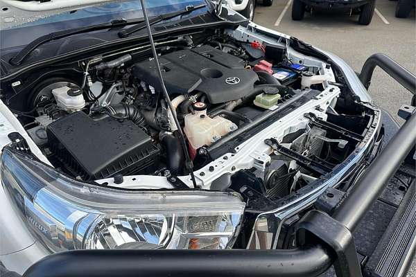 2020 Toyota Hilux SR GUN126R 4X4