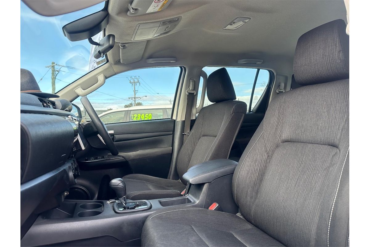 2020 Toyota Hilux SR GUN126R 4X4