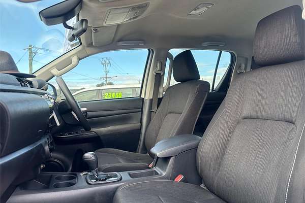 2020 Toyota Hilux SR GUN126R 4X4