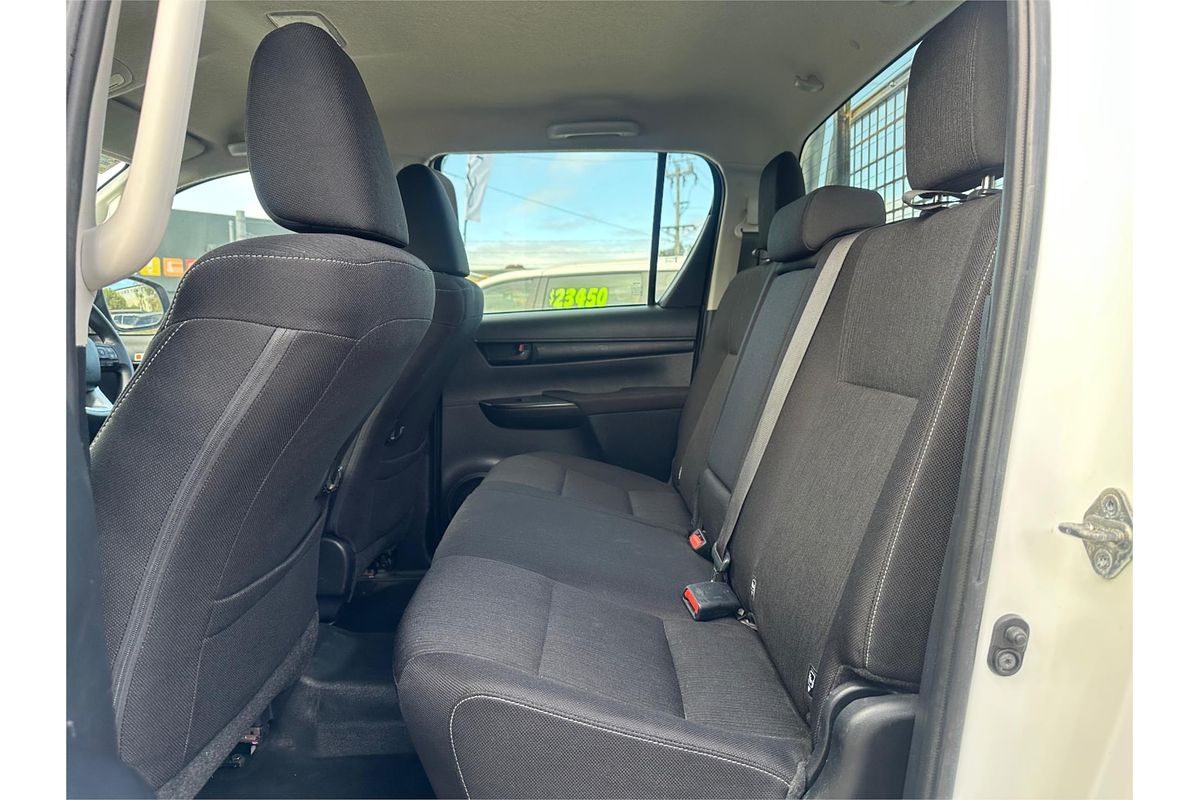 2020 Toyota Hilux SR GUN126R 4X4