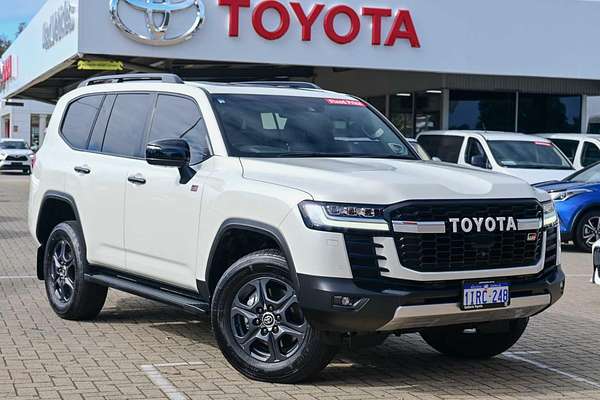 2023 Toyota Landcruiser GR Sport FJA300R