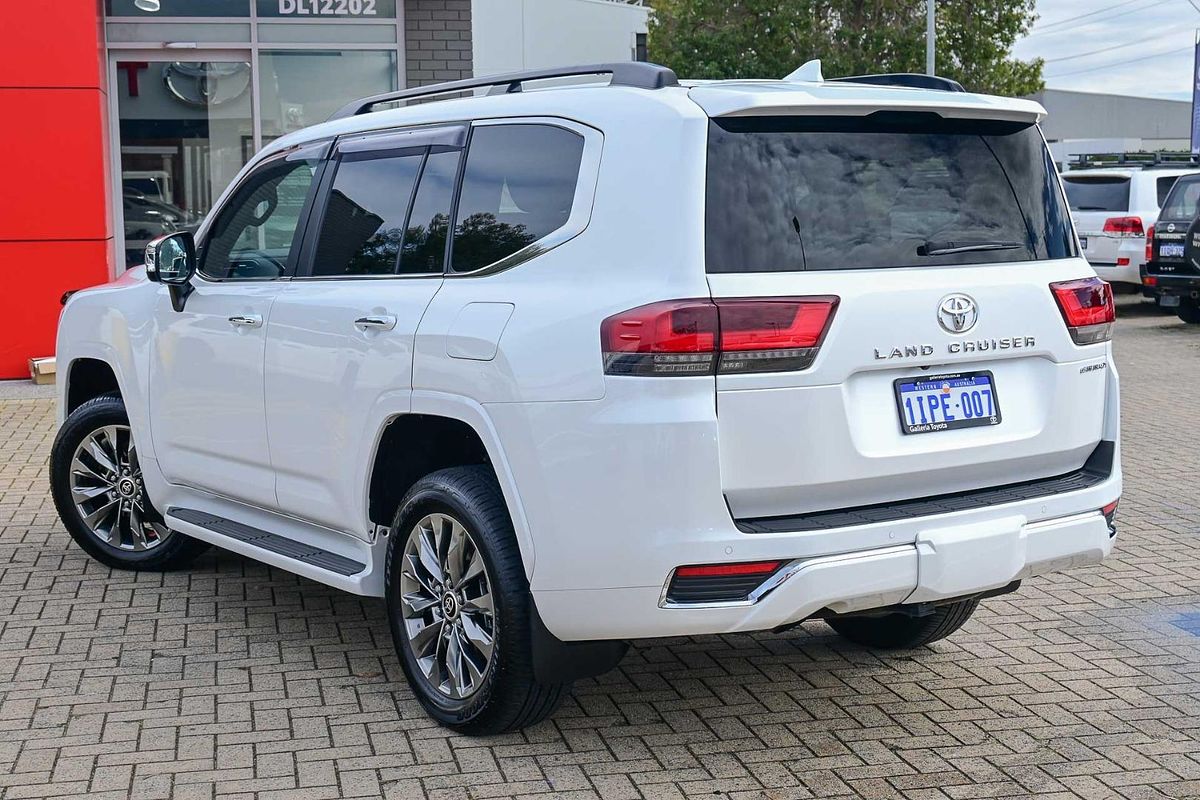 2024 Toyota Landcruiser Sahara ZX FJA300R