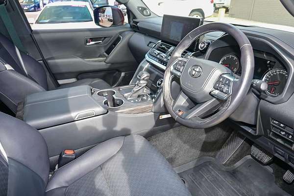 2023 Toyota Landcruiser GR Sport FJA300R