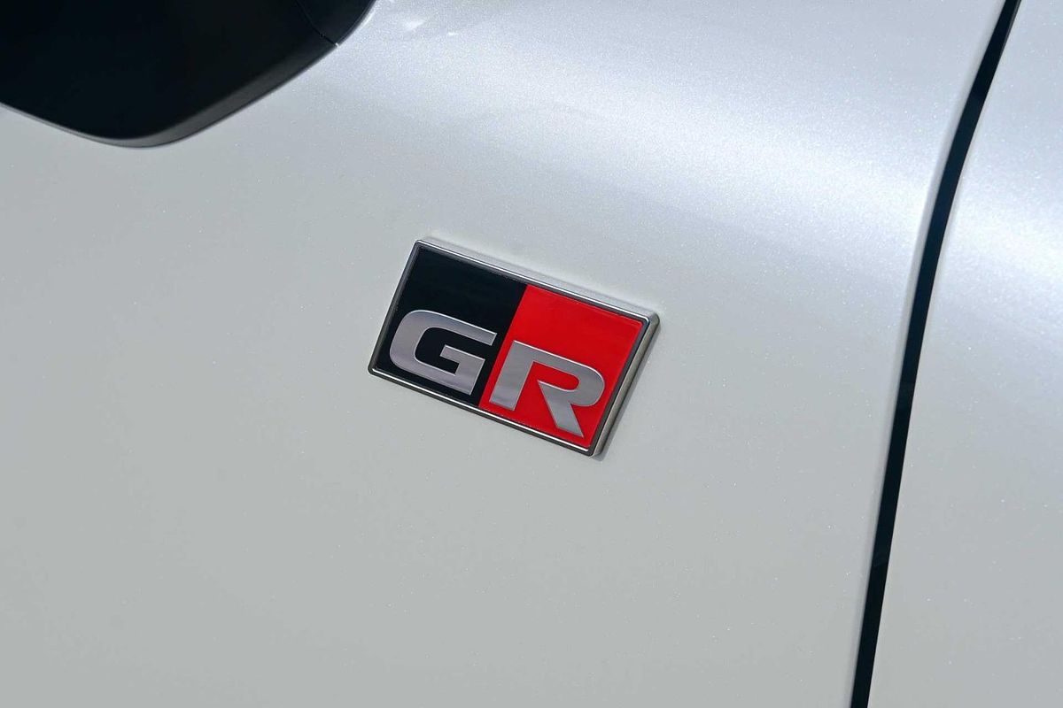 2023 Toyota Landcruiser GR Sport FJA300R