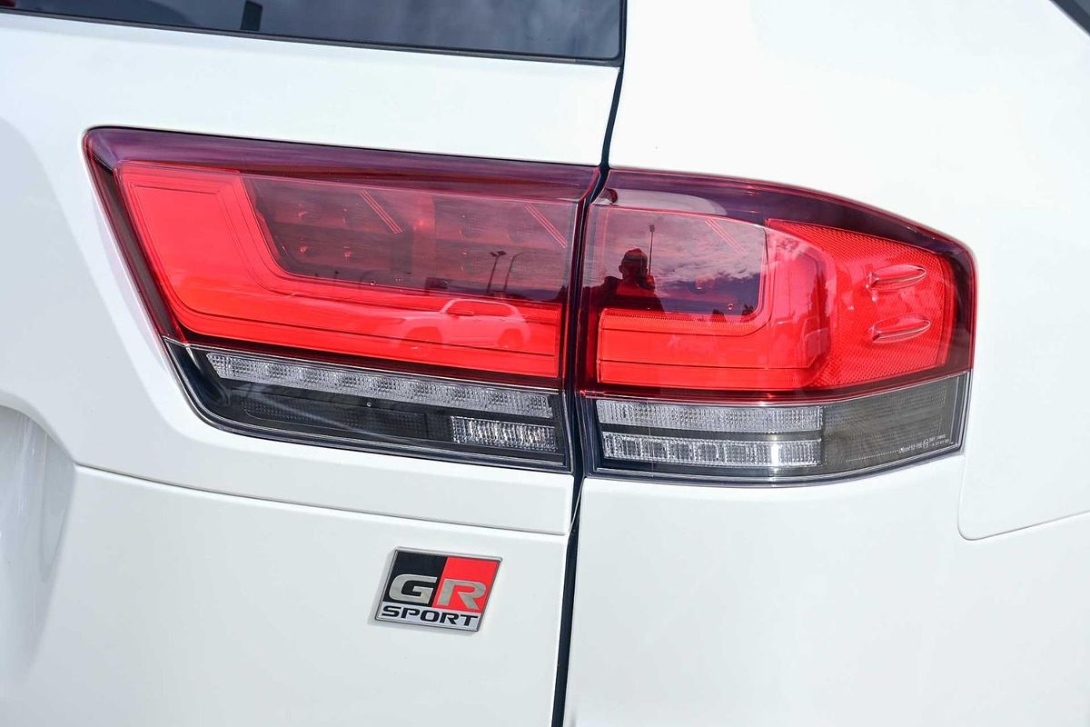 2023 Toyota Landcruiser GR Sport FJA300R